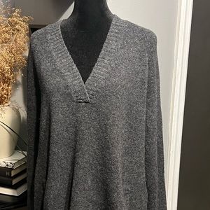 H&M Wool Blend V Neck Sweater Gray Pockets Pullover Size Large